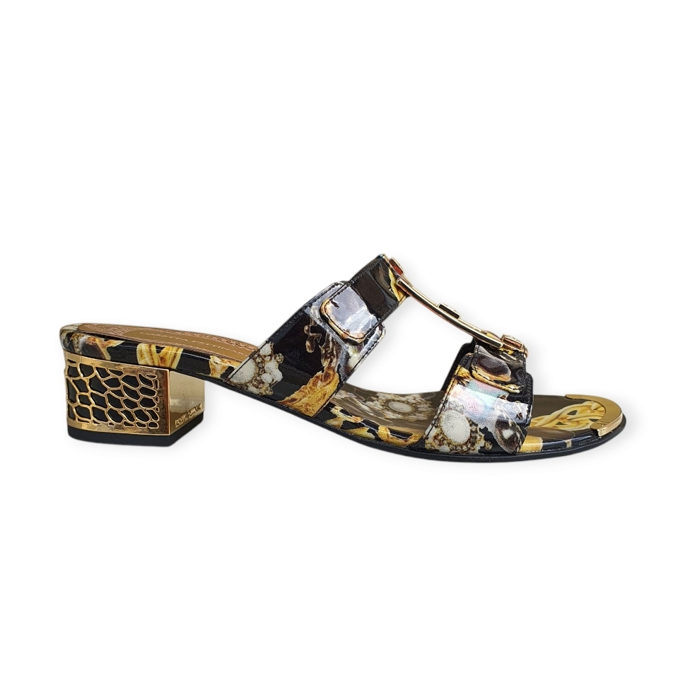 Loretta Pettinari 4919 Pietra nero